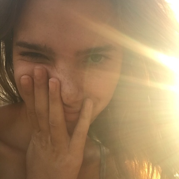 Meet your Posher, Courtney - Picture 1 of 1